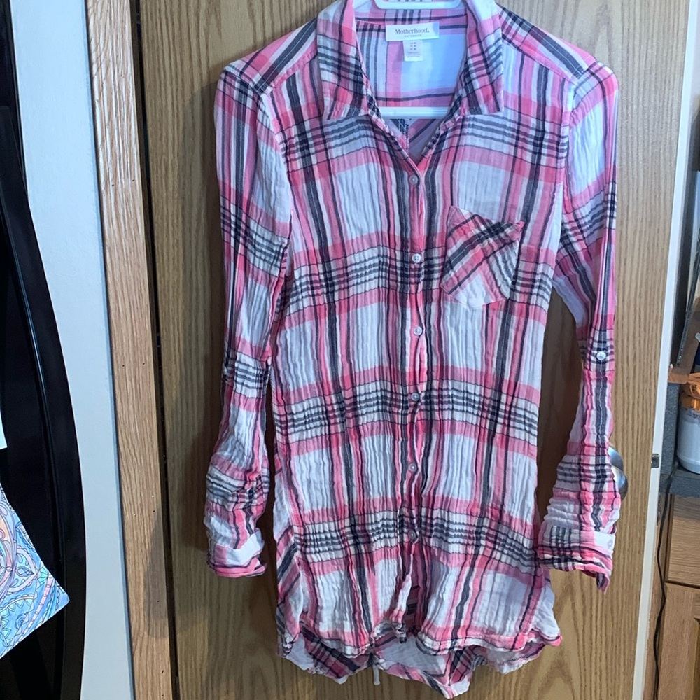 Motherhood Maternity pink plaid button shirt Med